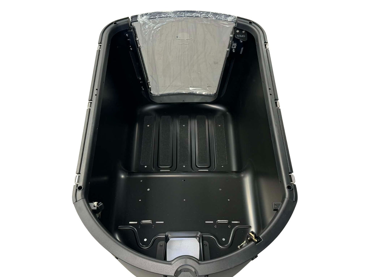 Box w/ Door - Black